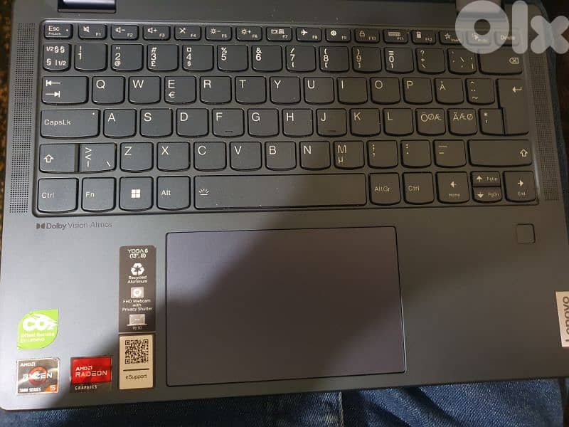 6 laptops different brands and 3 ipads 14