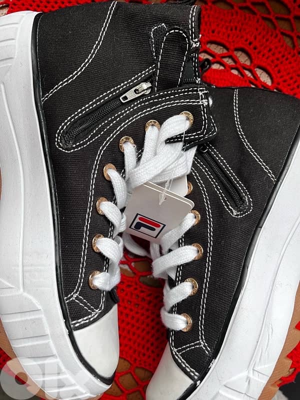 FILA ORIGINAL NEW IN TAG 2