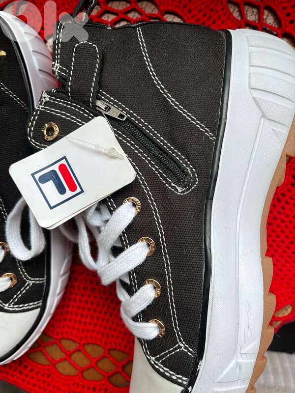 FILA ORIGINAL NEW IN TAG 6
