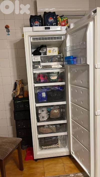 فريزر ٧ جوارير