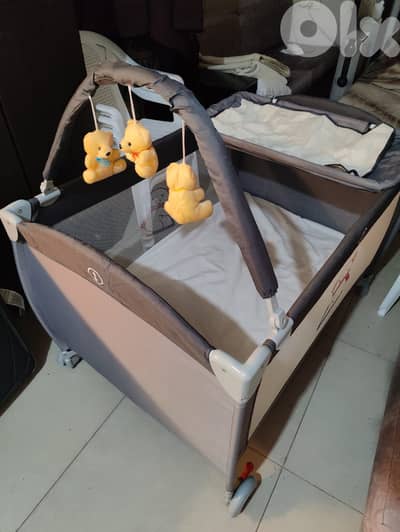 سرير بيبي مستعمل مره واحده نوعيه جيده