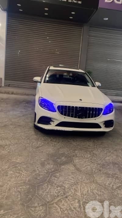 Mercedes-Benz C-Class 2018