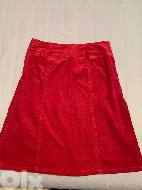 H&M red skirt 4