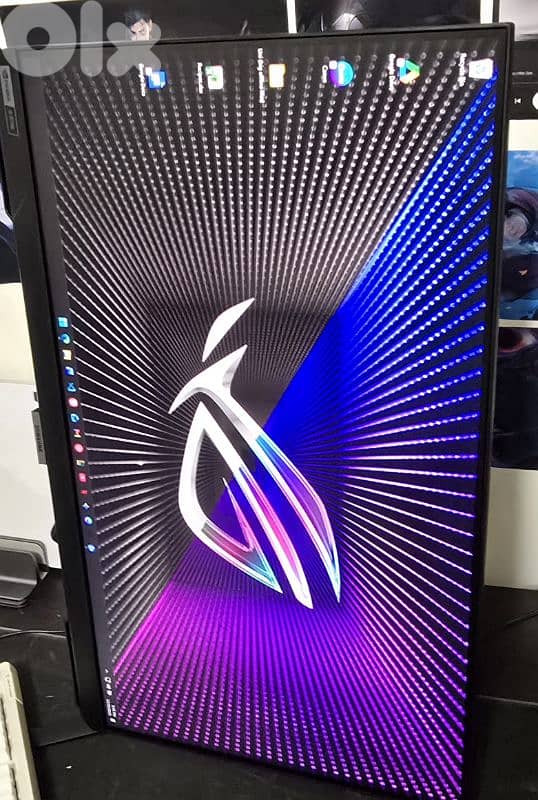 Samsung Odyssey g4 25" 240hz gaming monitor 1