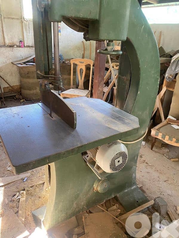 منشار خشب كبير Wood chipper 2