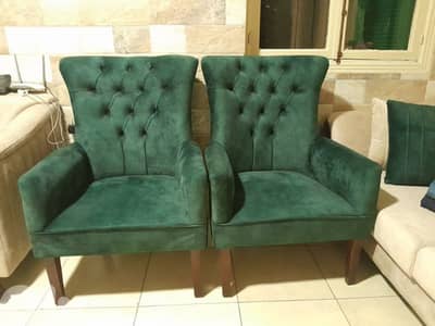 صالون للبيع