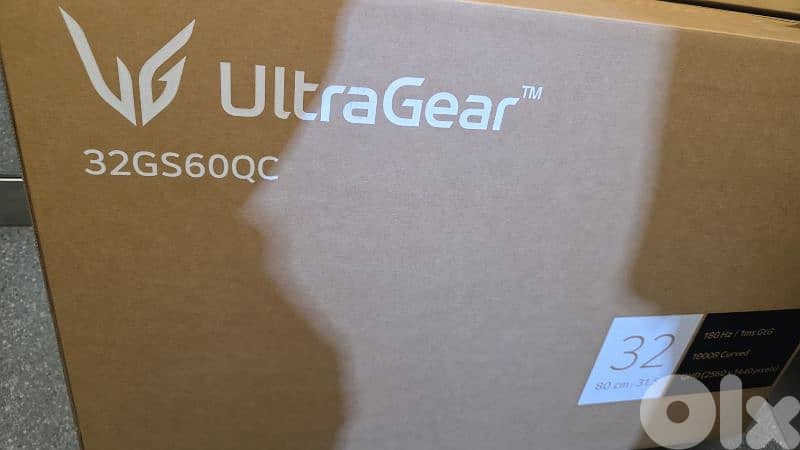 LG MONITOR 31.5" 2k 180HZ CURVED  3 YEARS WARRANTY 1