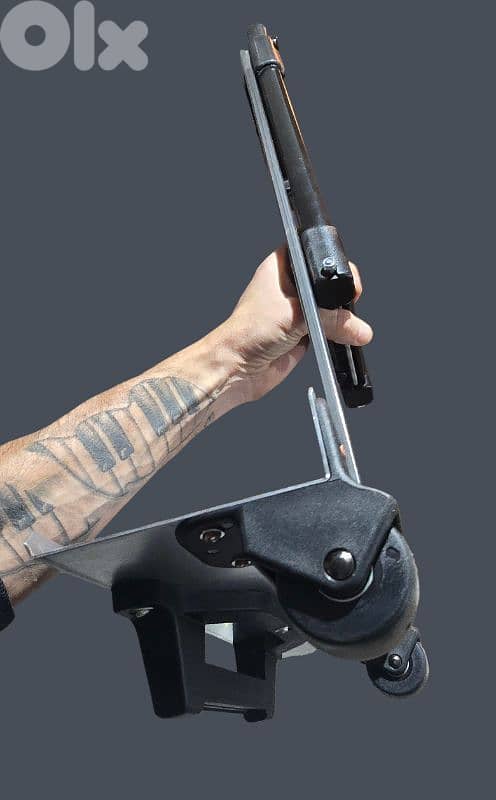 Keyboard Transport Trolley  كراجة للأورغ 1