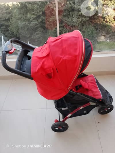 mesta3mlin jded Fi 8rad mane msawara l park wel car seat