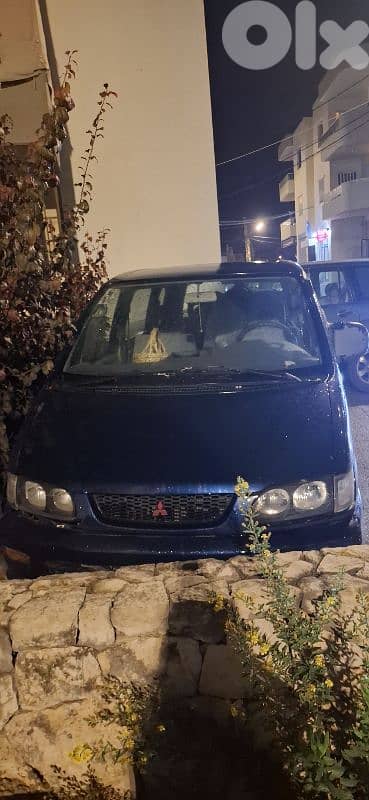 Mitsubishi Van 1999