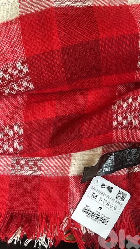 ZARA tall new Shals in tag 1