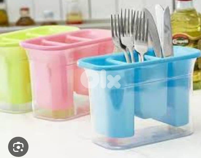 مشكات مرتبة للملاعق والسكاكين 2