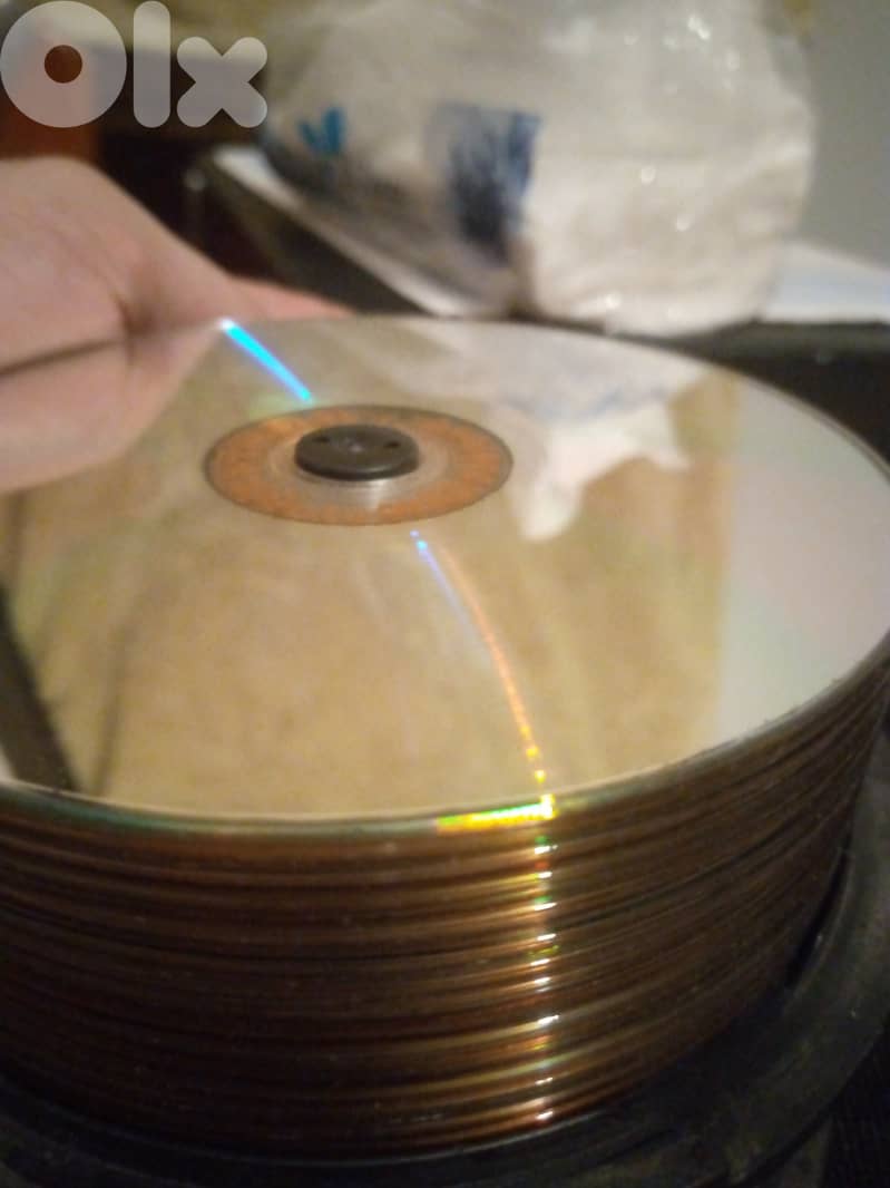 46 Blanc DVD 50 giga for 10$ 1