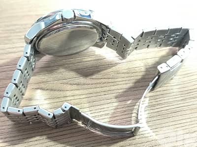 ساعة يد رجالية