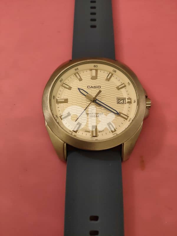 Casio big size analog quartz 1