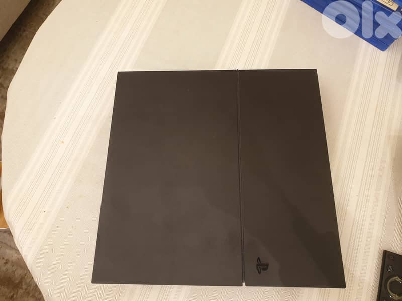 Ps4 Fat like new 1