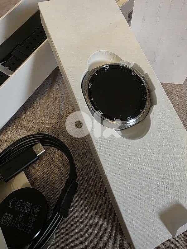 Samsung Galaxy watch 8 classic 46mm 2