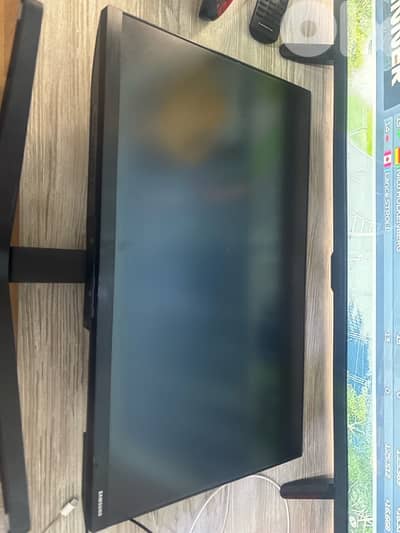 Samsung 24-inch Full HD monitor