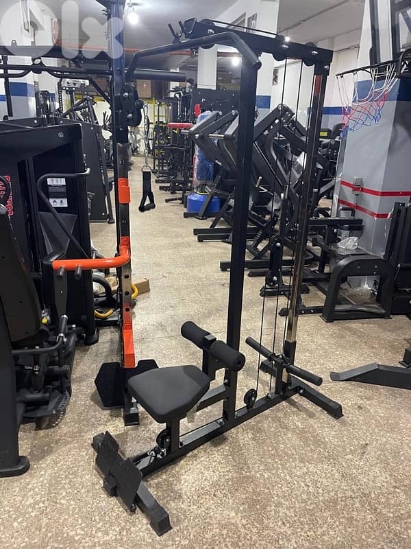 Lat / row machine plate loaded new 2