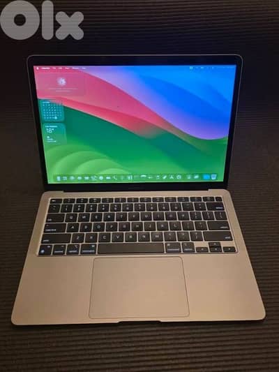 MACBOOK AIR M1 2021 LIKE NEW ZERO SCRATCH WITH ORGINAL CHARGE