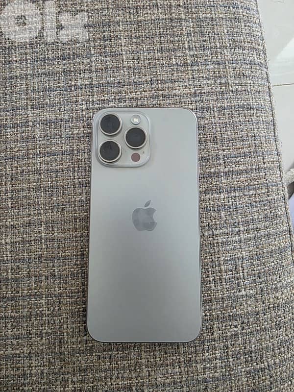 iphone 15 pro max 256 gb titanium 1