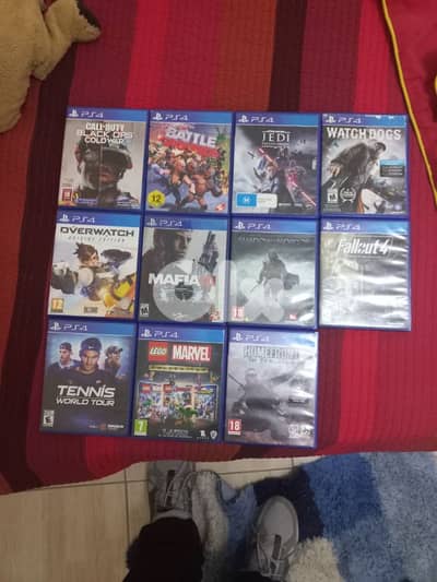 selling ps4 cds 8$. . . 20$