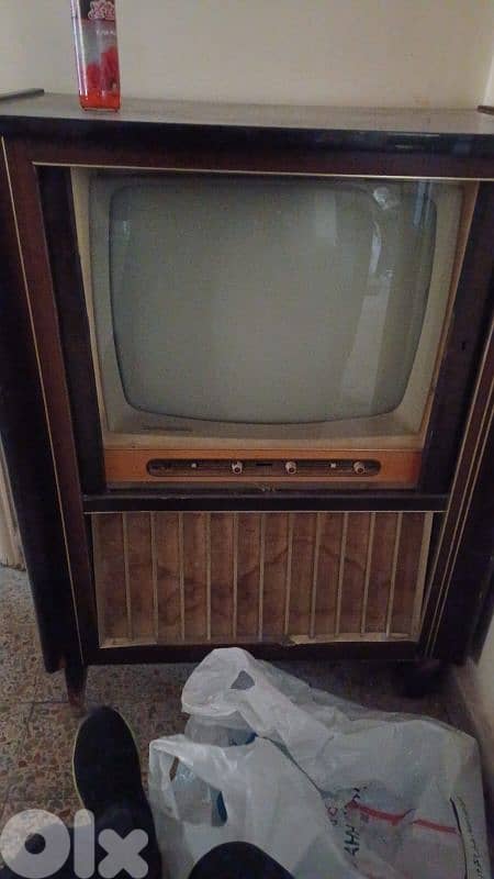 old tv 1