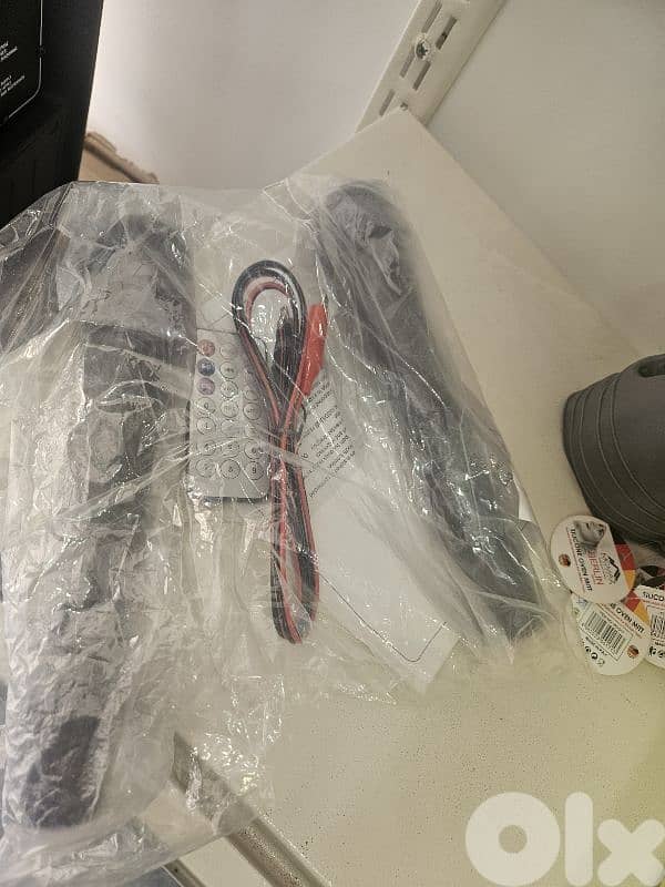 speaker with 2 micro 2