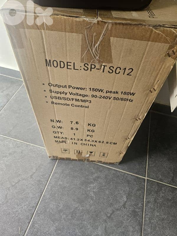 speaker with 2 micro 3