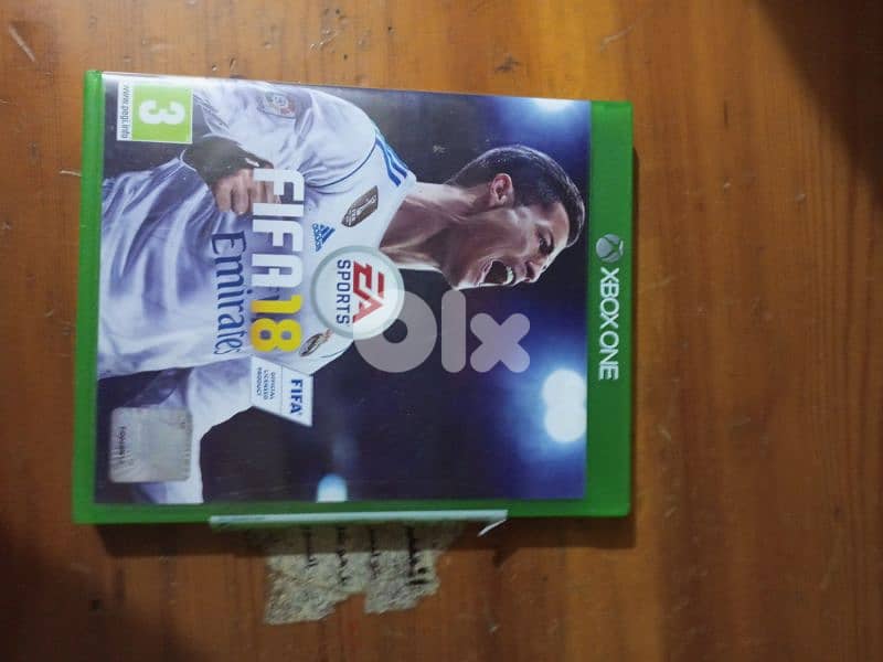 xbox 1 20games 2 controllers 180$ 7