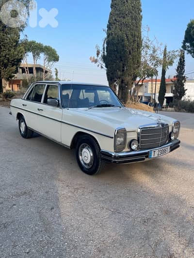 Mercedes-Benz 200 Series 1973