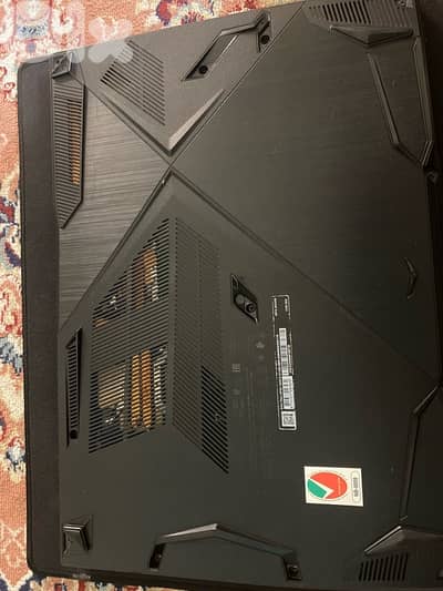 msi laptop gf63thin12UCX