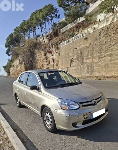 Toyota Echo 2003 Sedan