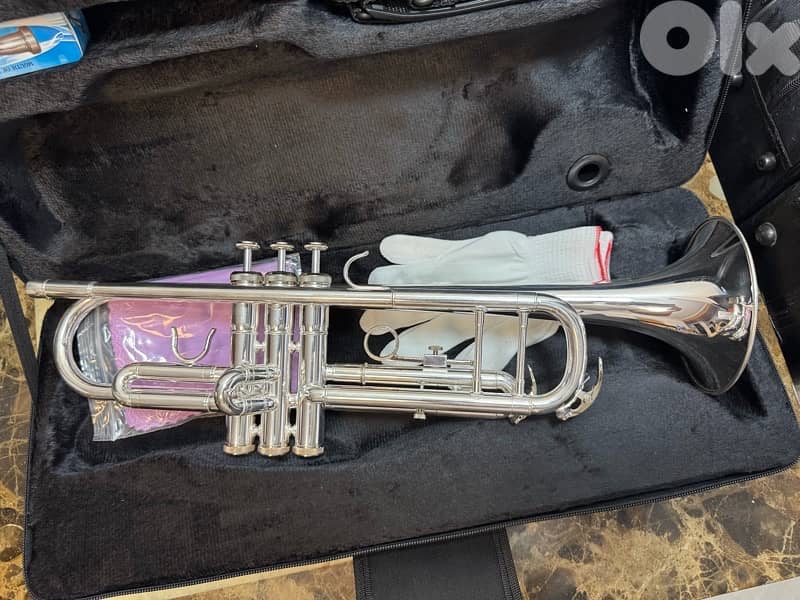trumpet new silver plated ( yamaha copy) 2
