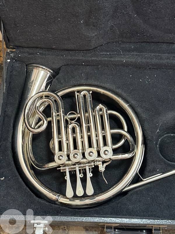 French horn second hand silver color 1