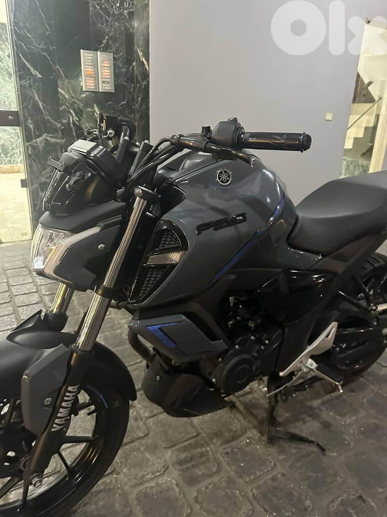 yamaha fzs v4+ 3