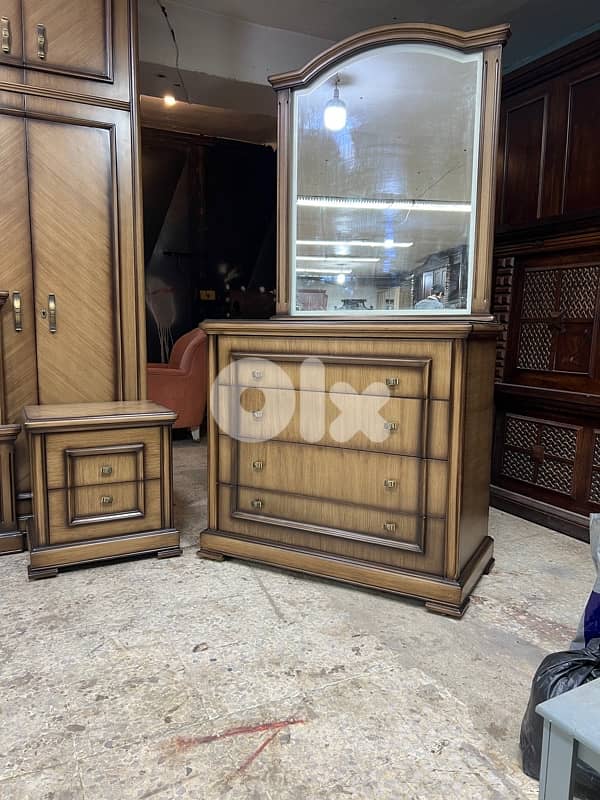 غرفة نوم خشب زان 10