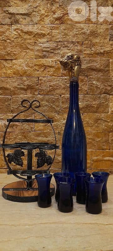 قنينة وكبايات 4