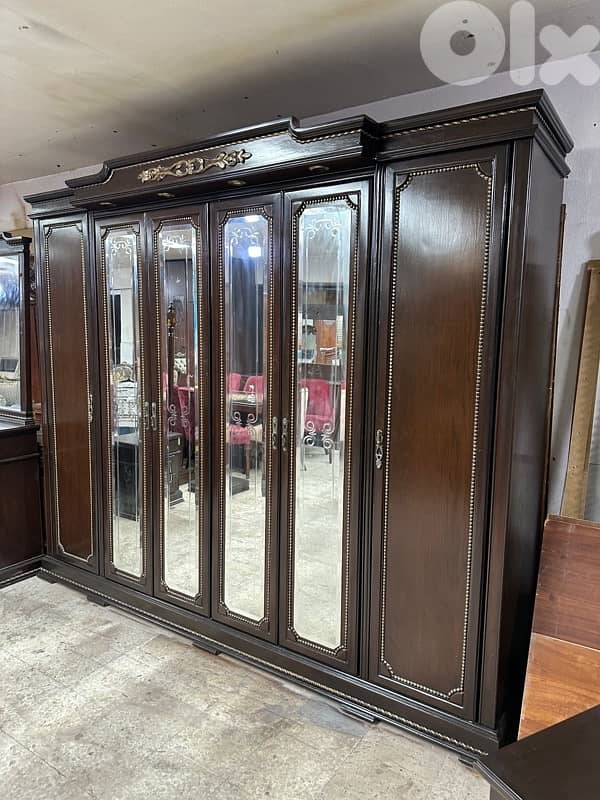 غرفة نوم خشب زان 2