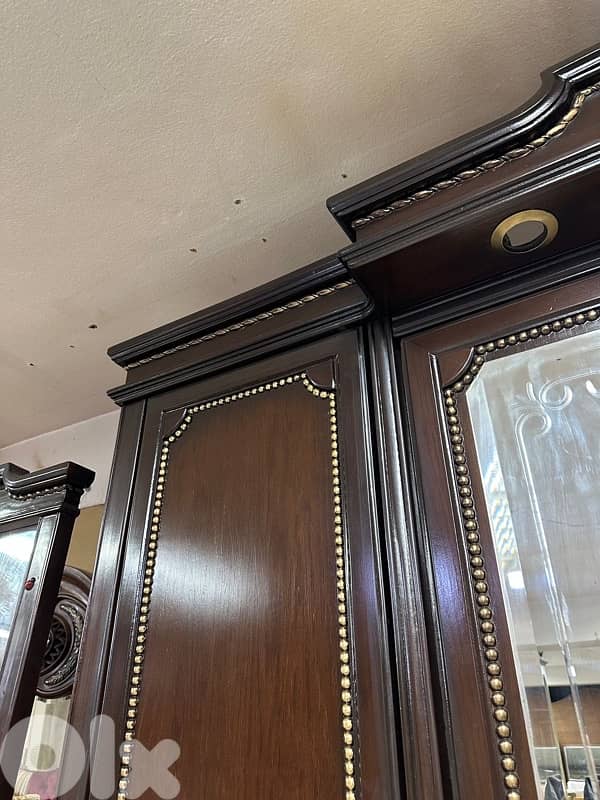 غرفة نوم خشب زان 3