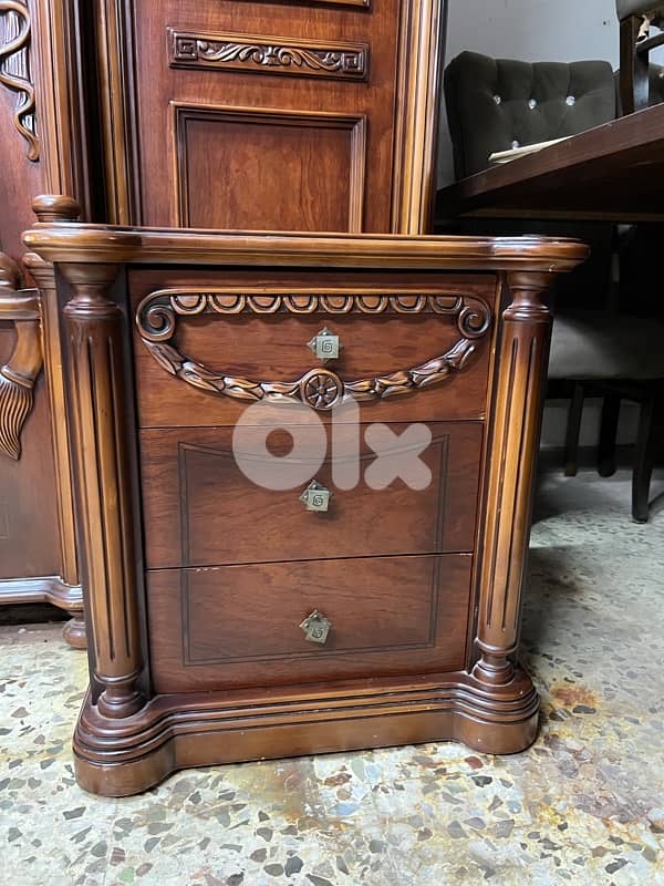 غرفة نوم خشب زان 8