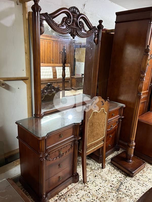 غرفة نوم خشب زان 10