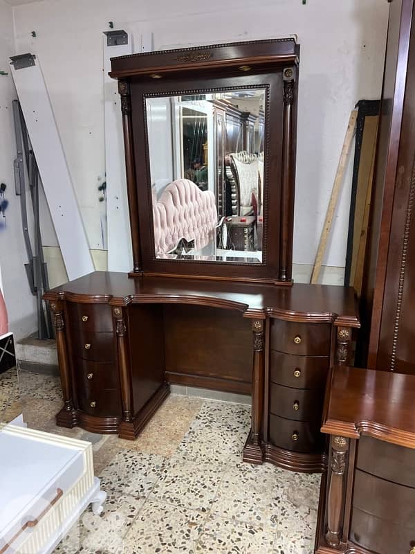 غرفة نوم خشب زان 6