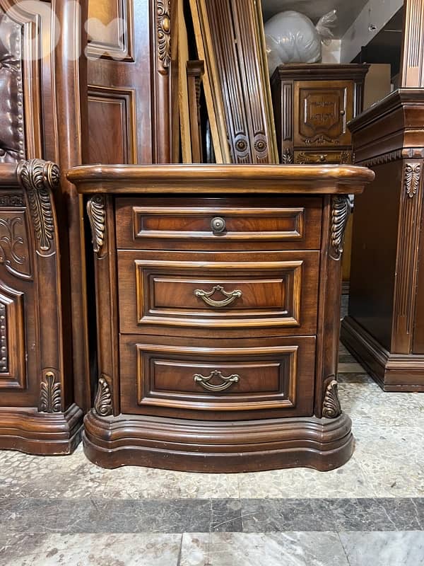 غرفة نوم ملكية 2