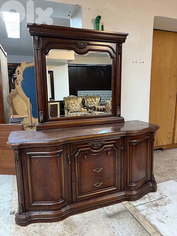 غرفة نوم ملكية 4