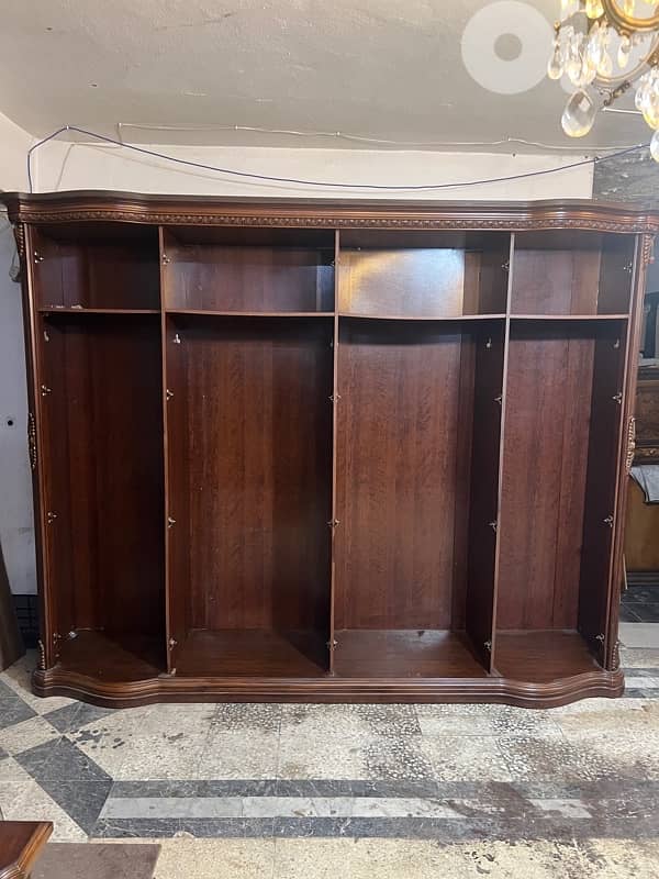 غرفة نوم ملكية 8