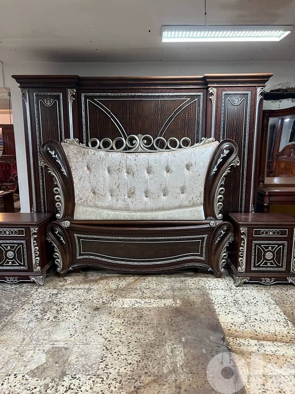 غرفة نوم ملكية 4