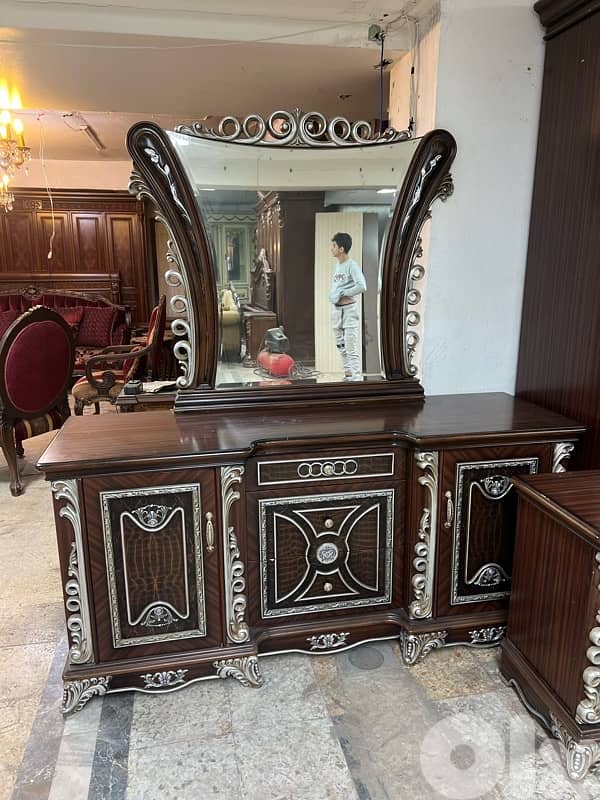 غرفة نوم ملكية 6