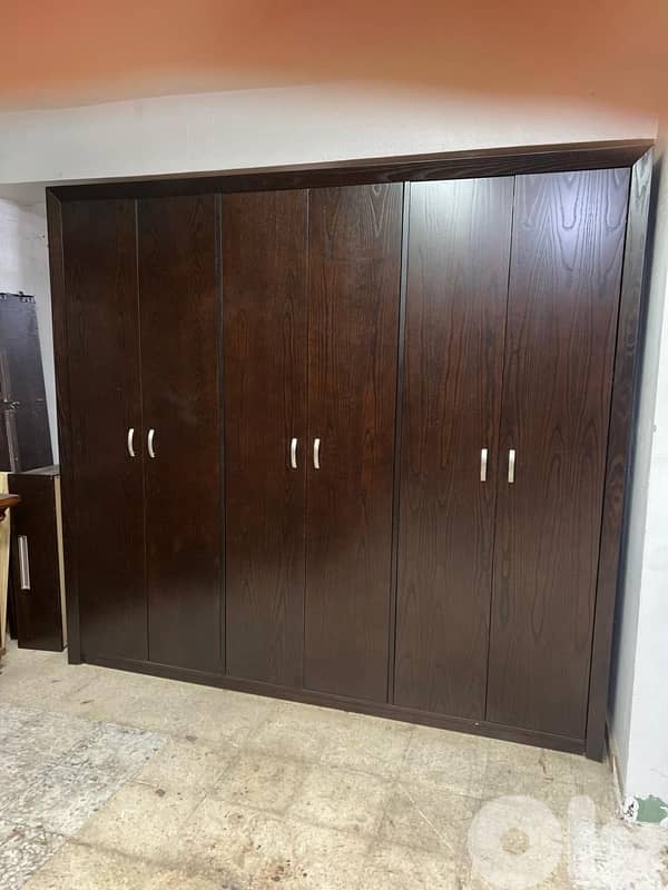 غرفة نوم عرائسية ملبسة قشرت سنديان 5