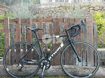 b twin road bike